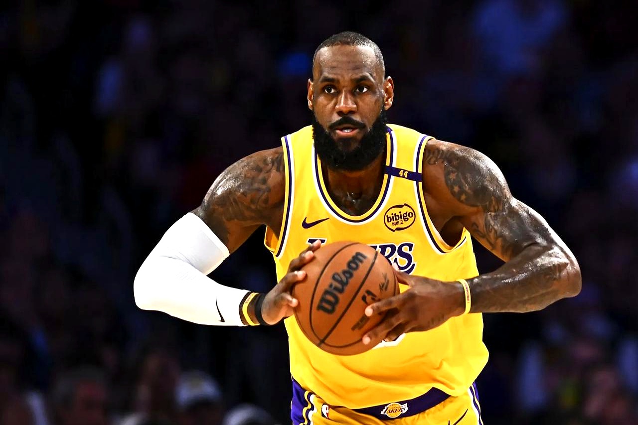 关于字母哥生涯第二次完成压哨绝杀赛季场均34分的信息 第2张 关于字母哥生涯第二次完成压哨绝杀赛季场均34分的信息 第2张