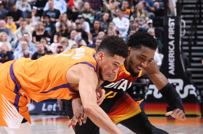 蒋圣龙称中日传接球质量天壤之别比赛节奏快得惊人的简单介绍 第1张 蒋圣龙称中日传接球质量天壤之别比赛节奏快得惊人的简单介绍 第1张