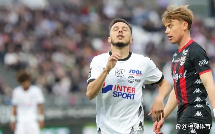 曝长春亚泰新外援是洛泰上赛季亚眠MVP的简单介绍 第2张 曝长春亚泰新外援是洛泰上赛季亚眠MVP的简单介绍 第2张