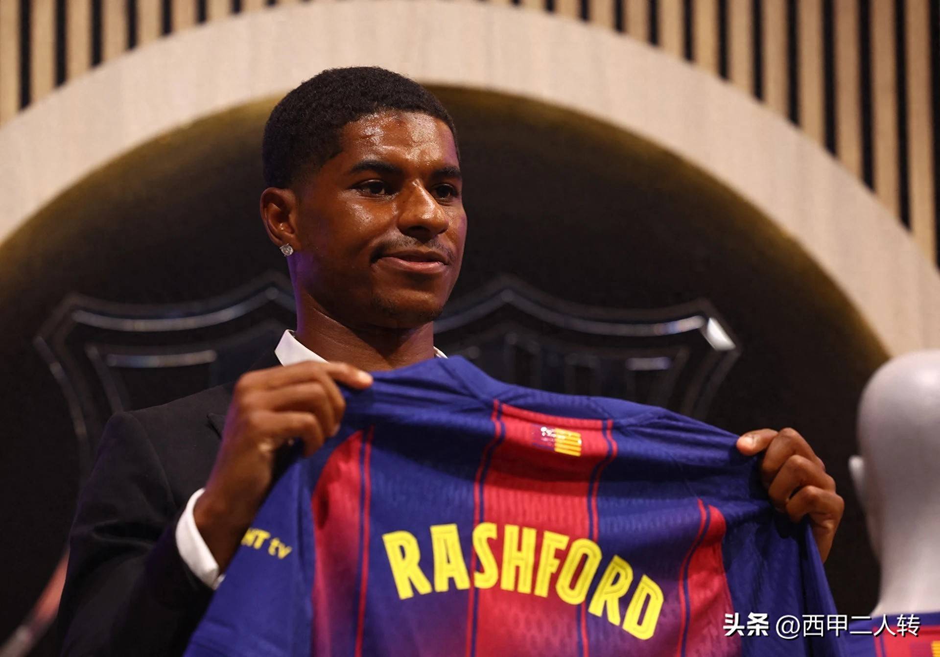 关于拉什福德已和巴萨签约拉什福德周二正式加盟巴萨的信息  第2张