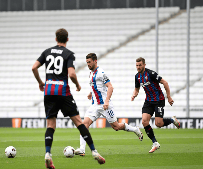 关于挪超：瓦勒伦加VS克里斯蒂安桑德的信息