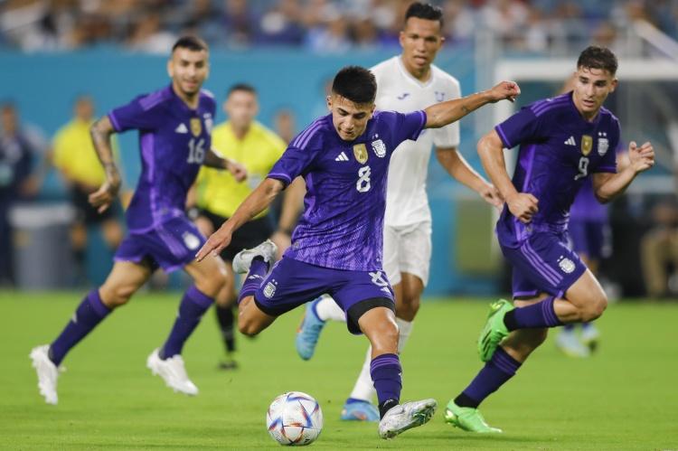 包含马竞签阿尔马达已达协议转会费2100万欧的词条