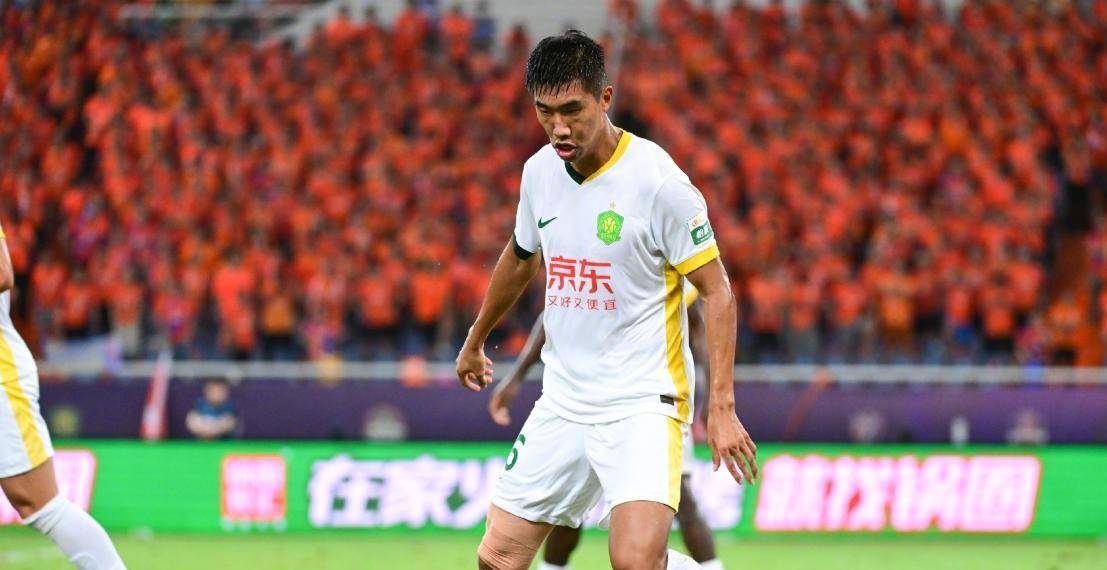 关于中超长春亚泰0-4北京国安法比奥梅开二度塞尔吉尼奥弑旧主的信息