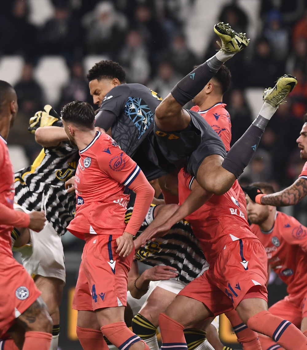 关于意甲科莫VS尤文图斯足球比赛推荐尤文连续5场正赛战平的信息  第1张