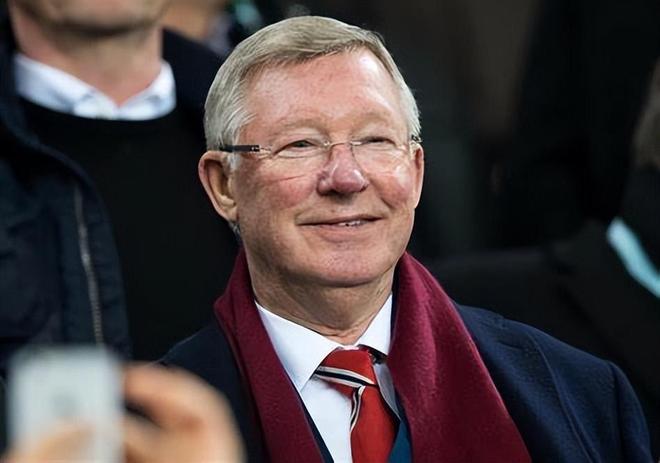 前弗格森助教:曼联买谢什科是冒险更应该引进沃特金斯的简单介绍 第1张 前弗格森助教:曼联买谢什科是冒险更应该引进沃特金斯的简单介绍 第1张