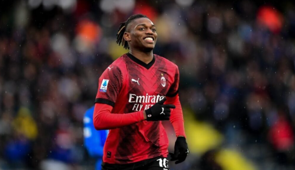 AC米兰有意富安健洋球员今夏与球队解约的简单介绍  第1张