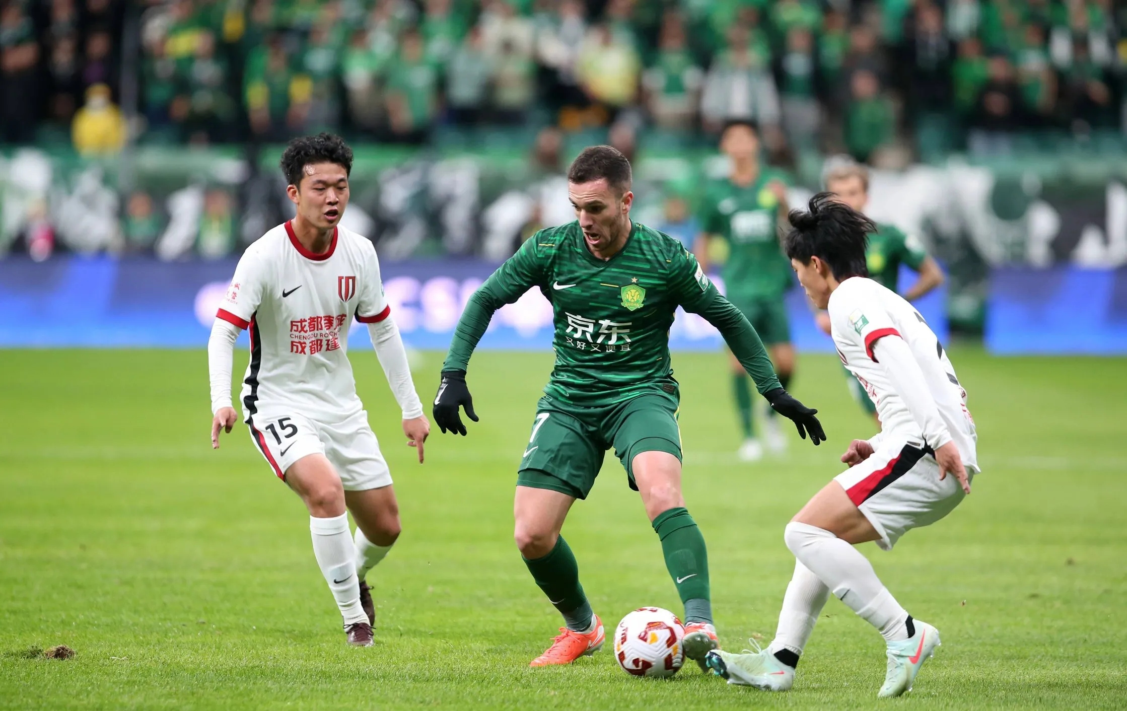 中超北京国安4-3逆转浙江队法比奥连场破门国安终结3轮不胜的简单介绍