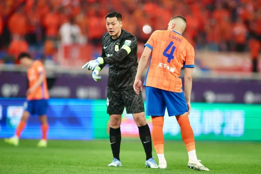 泰山队夏窗操作需要提速其它球队均在积极补强的简单介绍